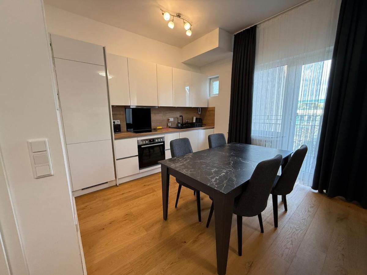 2 Zimmer Luxurioese Wohnung Apartment