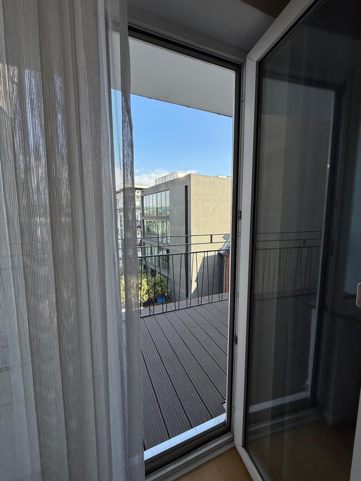 Apartment 2 Zimmer Luxurioese Wohnung Köln